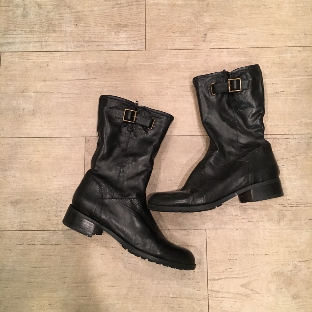 Easy Spirit black leather boots